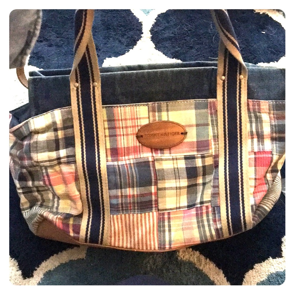 Tommy Hilfiger purse